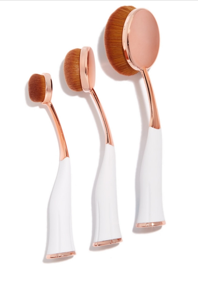 Contouring Brushes